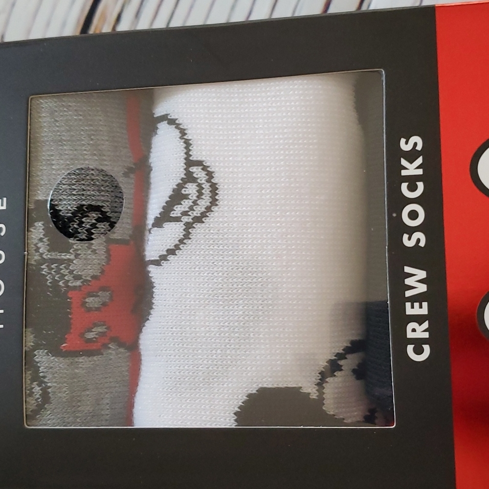 🆕️ CUTE DISNEY MICKEY MOUSE BOXED CREW SOCKS (3 PAIRS) ❤️🖤 - Picture 3 of 4